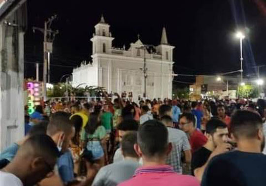 Ministério Público mostra preocupação com aglomerações promovidas por pré-candidatos em cidades da Bahia | Foto: Reprodução/Redes Sociais