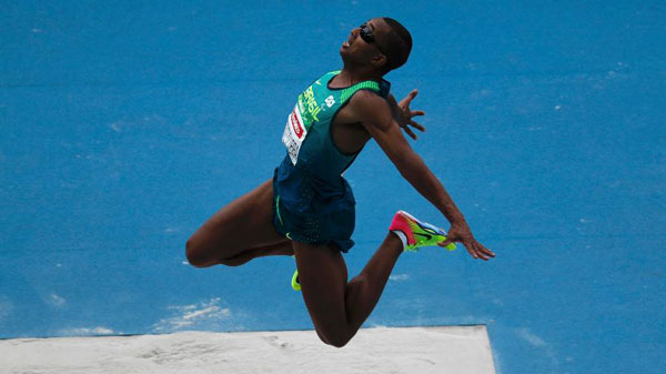 ricardo-oliveira-conquistou-o-ouro-no-salto-em-distancia-na-paraolimpiada-1473349607631_v2_900x506
