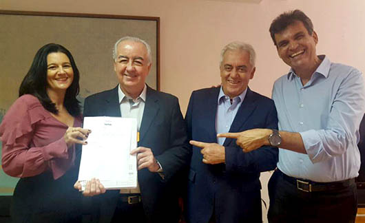Documento foi assinado na manhã desta segunda-feira (15), no gabinete da Secretaria da Infraestrutura da Bahia