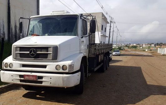 Caminhão furtado em Itabuna foi recuperado em Serrinha | Foto: Divulgação/PM