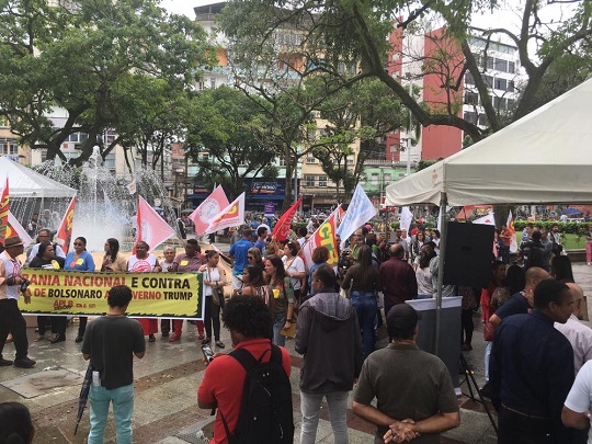 Grupo protesta em Salvador contra reforma da Previdência | Foto: Michel Fernandes/G1 Bahia