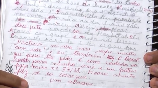 Ana Vitória escreveu carta pedindo cadeira de rodas para a irmã | Foto: Reprodução/TV Subaé