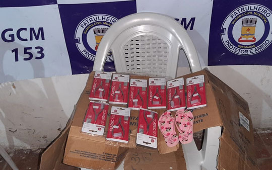 Produtos furtados de loja em Valente foram encontrados com mulher em Queimadas | Foto: Notícias de Santaluz