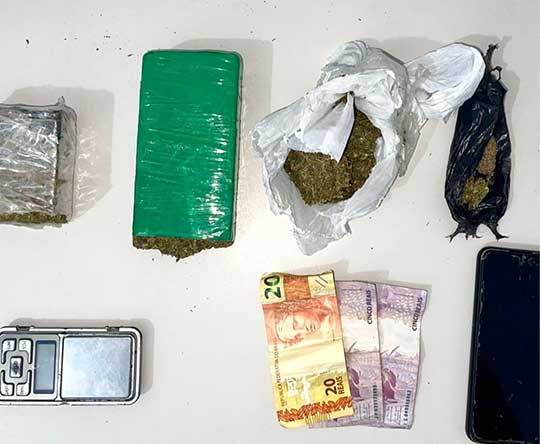 Homem é preso com mais de meio quilo de maconha em Conceição do Coité