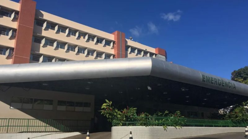 Mãe é presa em flagrante após esfaquear filho de oito anos em Salvador