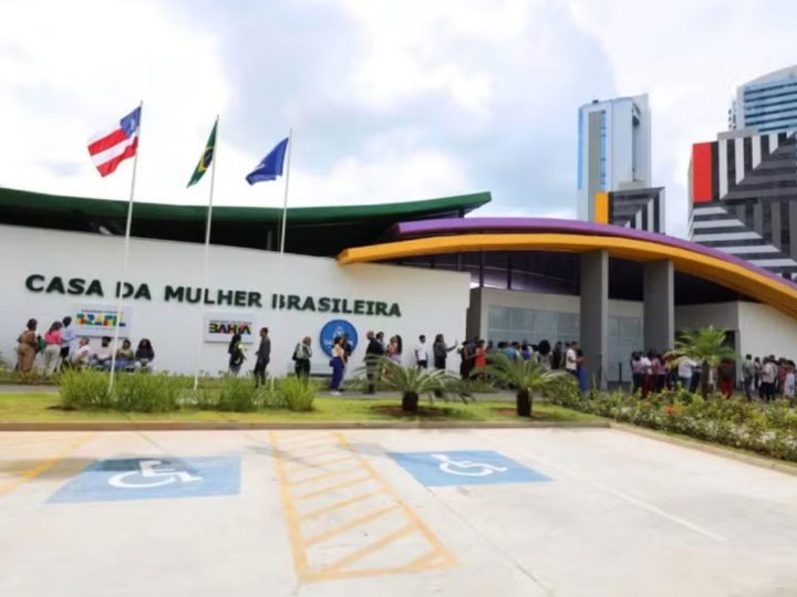 Pai e filho são presos suspeitos de estupro coletivo contra mulher na Bahia