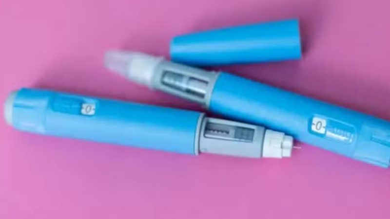 Os riscos de usar canetas emagrecedoras por conta própria só por estética