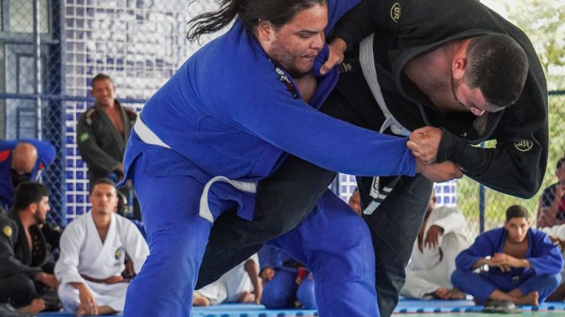 Copa Santaluz Luta Social reúne 100 atletas e forma novas faixas pretas de Jiu-Jitsu