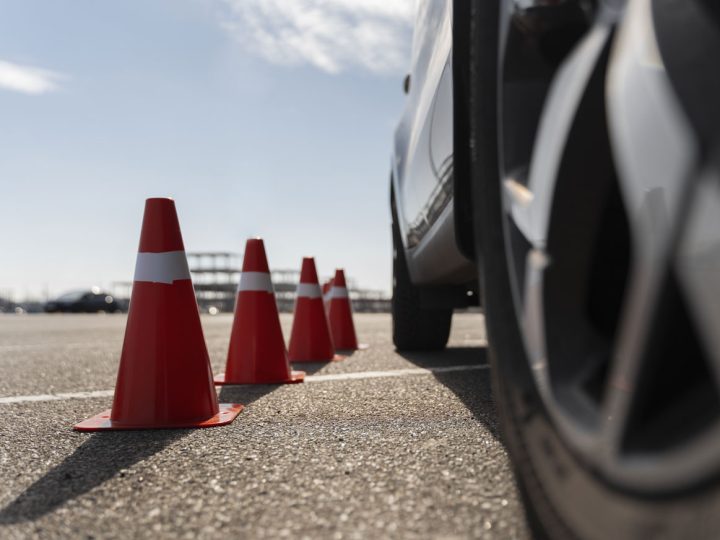 CNH sem autoescola: novas regras começam a valer nesta semana; governo prevê renovação automática para ‘bom condutor’
