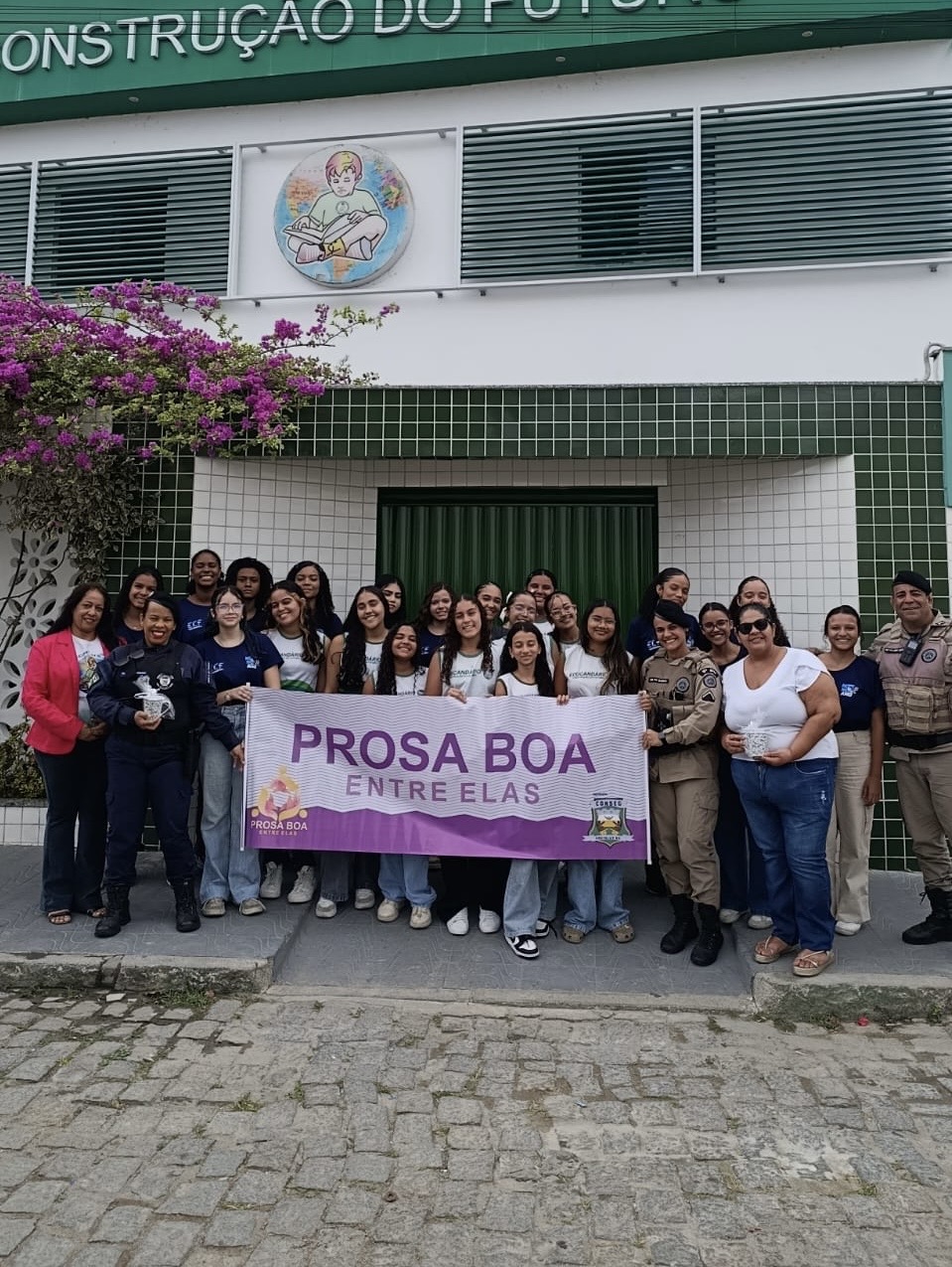 PM, Guarda Municipal e Conseg conversam com alunos sobre violência contra a mulher em Santaluz